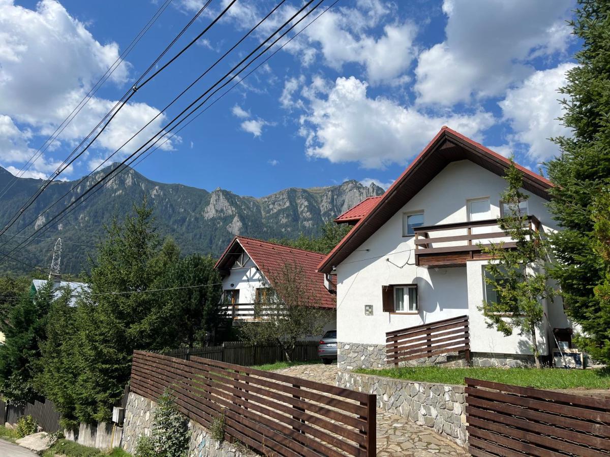 Holiday home Rustic House Busteni